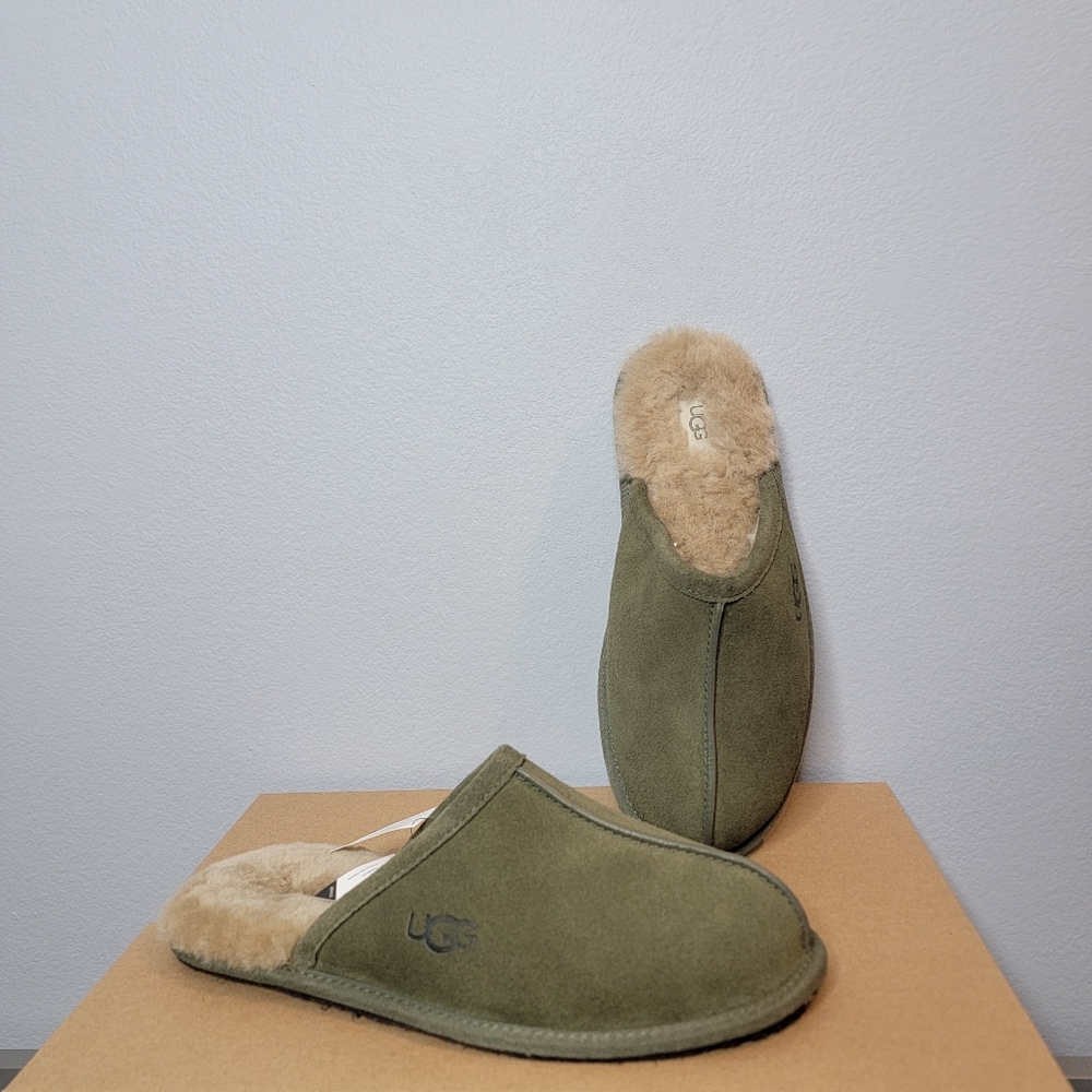 UGG Scuff Slippers